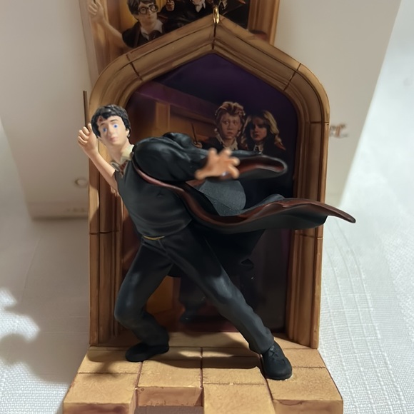Harry Potter Hallmark Keepsake ~ RARE Ornament - Picture 2 of 7